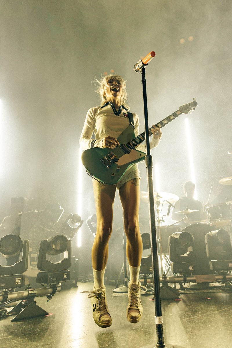 NEW GALLERY
ft. LIGHTS (<a href="/lights/">Lights</a>) from her show in D.C. 💡

Check out Lexi's shots:
tinyurl.com/2epps7aj