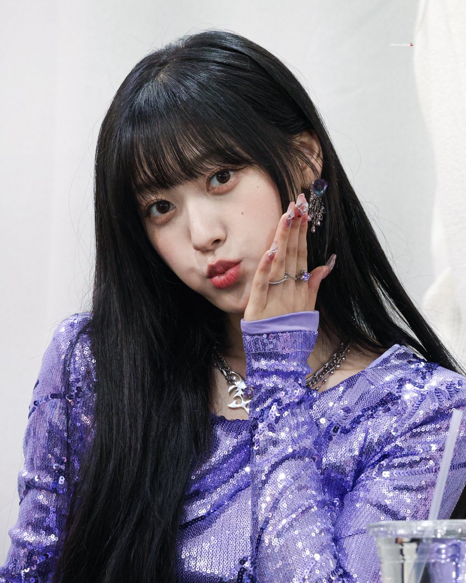 _choerrychan's tweet image. 예림이 생일 축하해🍒💜
#HappyChoerryDay
#최리 #Choerry #チェリ #보우블안에_쩨리
#ARTMS #아르테미스