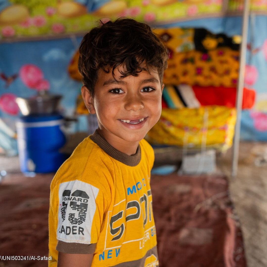 🎁 Bayram sevinci paylaştıkça çoğalır!
Bu bayram, sevdiklerin adına ihtiyaç sahibi çocuklara umut dolu bir hediye vermeye ne dersin? 💙

UNICEF’in Hayat Veren Hediyeleri ile bir çocuğun hayatına dokunabilir, gerçek bir bayram mutluluğuna ortak olabilirsin.
unicef.link/3T5rOnu