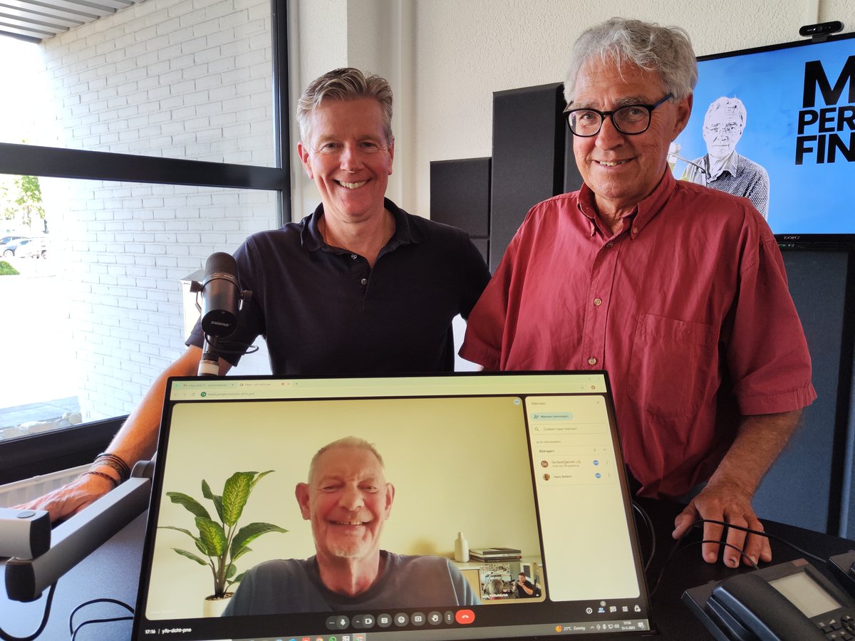 New Business Radio (@newbusradionl) on Twitter photo Luister nu mee naar het vijfde en laatste uur van deze marathonuitzending tijdens de Dag van de Financiële Vrijheid op newbusinessradio.nl/player. Roelof Meijer praat dit uur met Willem Johannesma van OAKK Capital Partners en <a href="/hansbetlem/">Hans Betlem 🇺🇦</a> van <a href="/ibsamsterdam/">IBS Capital Allies</a> over beleggen op de beurs. Luister nu mee naar het vijfde en laatste uur van deze marathonuitzending tijdens de Dag van de Financiële Vrijheid op newbusinessradio.nl/player. Roelof Meijer praat dit uur met Willem Johannesma van OAKK Capital Partners en <a href="/hansbetlem/">Hans Betlem 🇺🇦</a> van <a href="/ibsamsterdam/">IBS Capital Allies</a> over beleggen op de beurs.