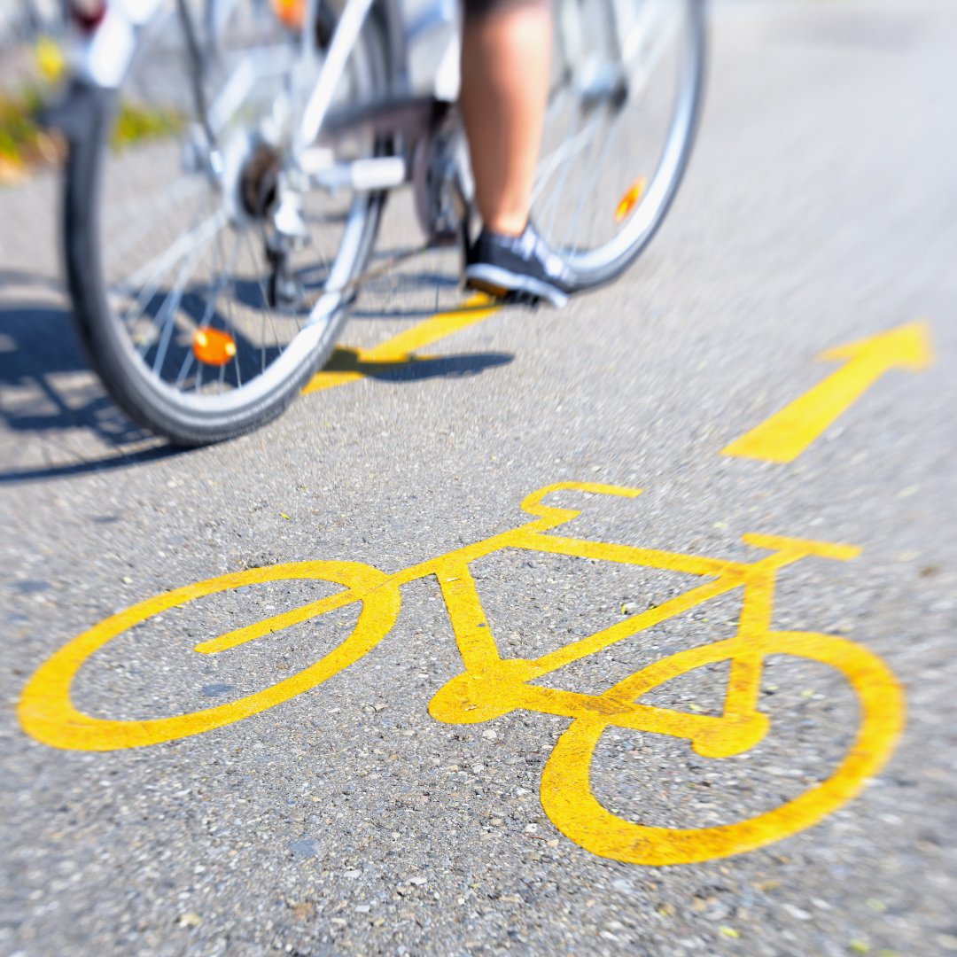 If a bike lane is available, the bicyclist must ride in it. 🚲 However, when a bike lane is unavailable, motorists should leave 3 feet between their vehicle and the bicyclist! #WorldBicycleDay