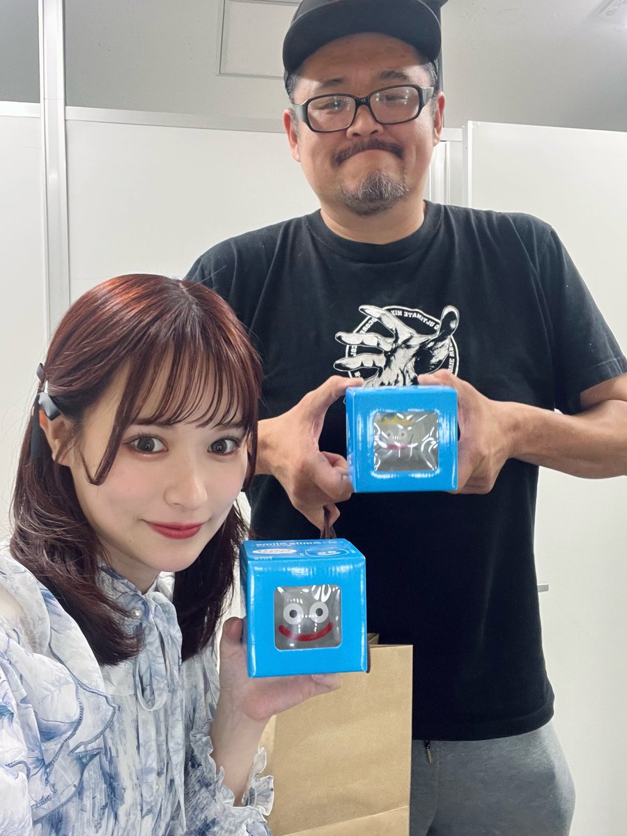 dekasugisinsaku's tweet photo. 御視聴ありがとうございました。

撮り比べ載せましたけどそんなに違わんて。

#DQXTV
#初��者大使 https://t.co/UweWzrAnqH