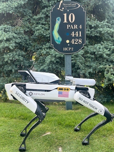 asylonrobotics's tweet image. Working hard or hardly working?
When your “office” is a golf course, it’s hard to tell.
DroneDog is still on patrol at the #ISPA golf tournament.
Come find us at the 10th tee—or learn more at hubs.la/Q03qr8Xw0
#DroneDog #SecurityRobotics #AsylonOnTheGreen