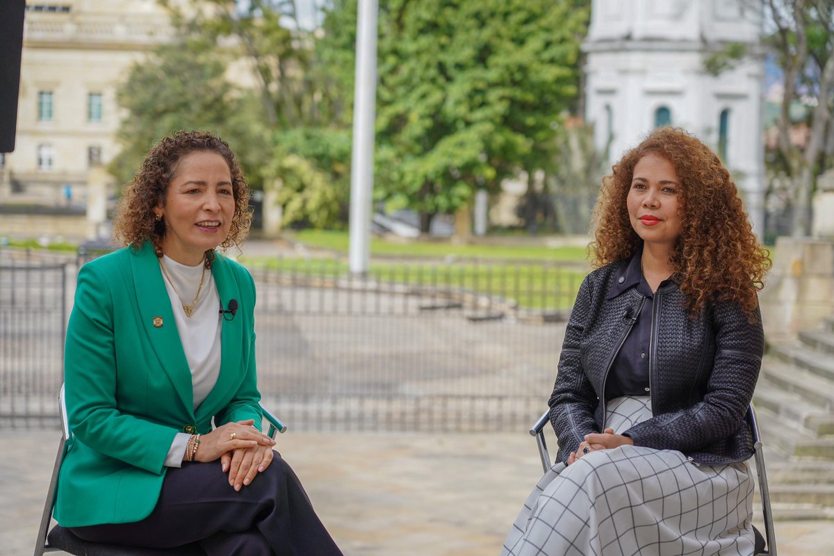 MinCiencias Colombia (@mincienciasco) on Twitter photo Hoy la ministra <a href="/YeseniaOlayaR/">Yesenia Olaya Requene</a> acompañó a la representante <a href="/OlgaLVelasquez/">Olga Lucía Velásquez</a> en su programa #BerracasYTransformadoras, un espacio del <a href="/CCongresoCol/">Canal Congreso Colombia</a> que exalta el poder transformador del liderazgo femenino en nuestro país. 🇨🇴 Hoy la ministra <a href="/YeseniaOlayaR/">Yesenia Olaya Requene</a> acompañó a la representante <a href="/OlgaLVelasquez/">Olga Lucía Velásquez</a> en su programa #BerracasYTransformadoras, un espacio del <a href="/CCongresoCol/">Canal Congreso Colombia</a> que exalta el poder transformador del liderazgo femenino en nuestro país. 🇨🇴