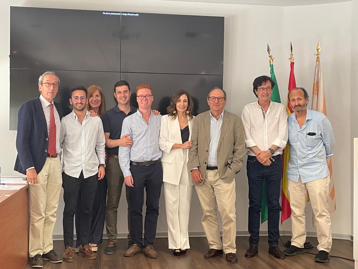 Rafael González Manzanares (@rafaelglezm) on Twitter photo Enhorabuena <a href="/OjedaOjeda18/">Soledad Ojeda</a>, por este merecido reconocimiento a una trayectoria investigadora, docente y asistencial excepcional. Y también por esa (no acreditable) cualidad de hacer mejores a quienes te rodean Enhorabuena <a href="/OjedaOjeda18/">Soledad Ojeda</a>, por este merecido reconocimiento a una trayectoria investigadora, docente y asistencial excepcional. Y también por esa (no acreditable) cualidad de hacer mejores a quienes te rodean