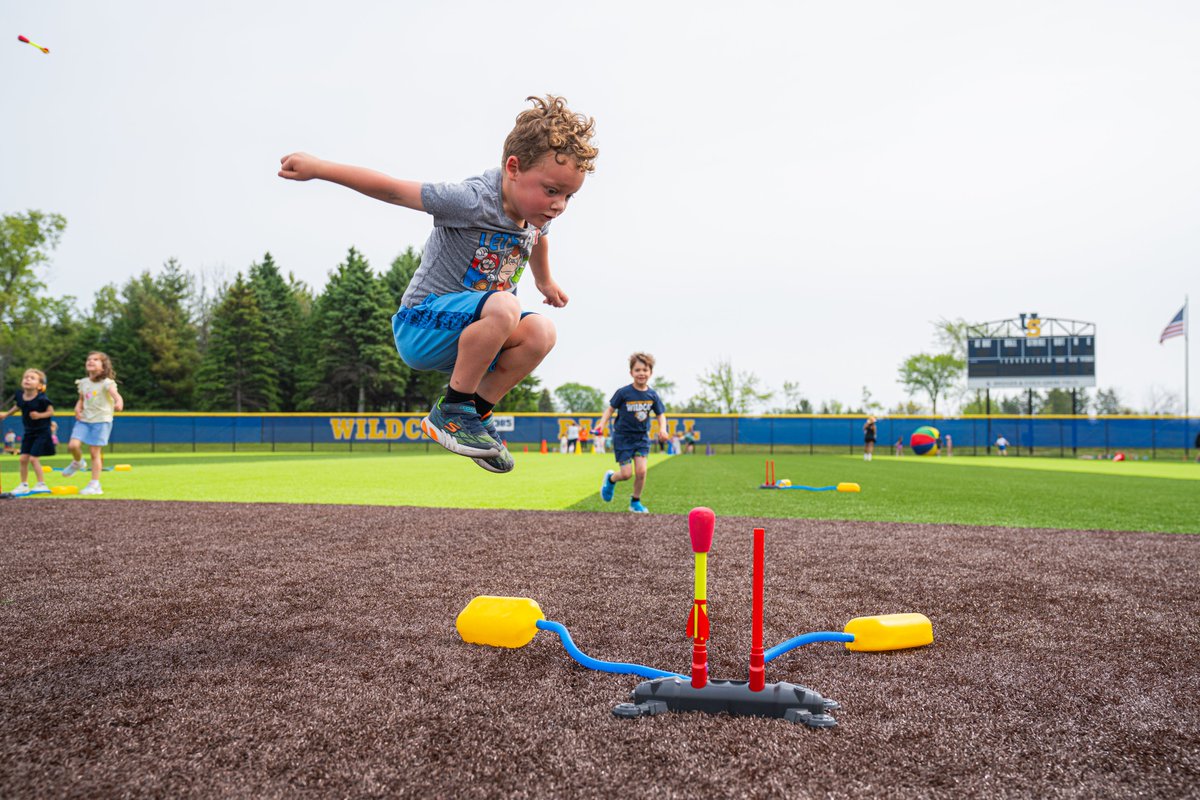 Bounce houses, duck races, rockets, and so much more—Field Day was an absolute blast! 🎉🐥🚀 Our students spent the day laughing, playing, and making memories—the perfect way to celebrate the last full day of school!