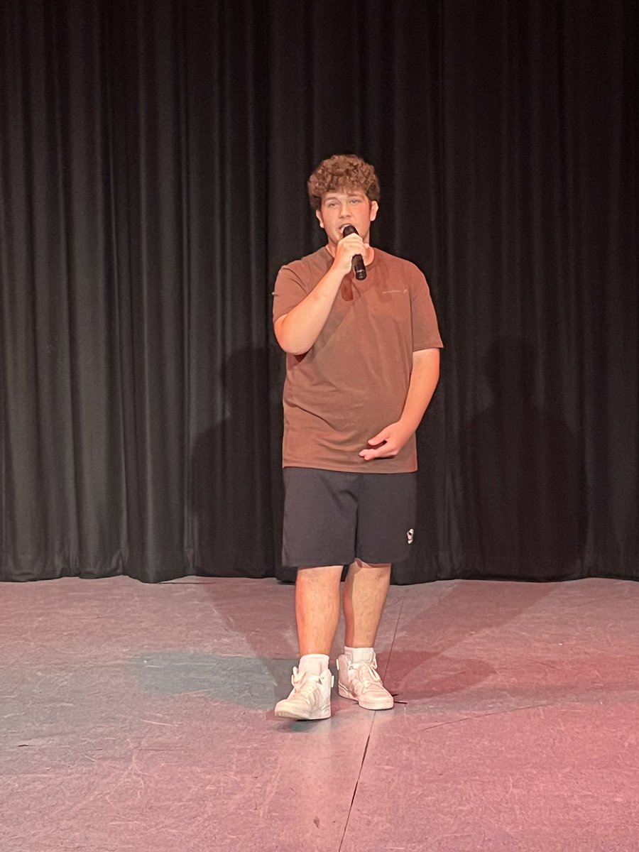 Performance@Deanes tweet media