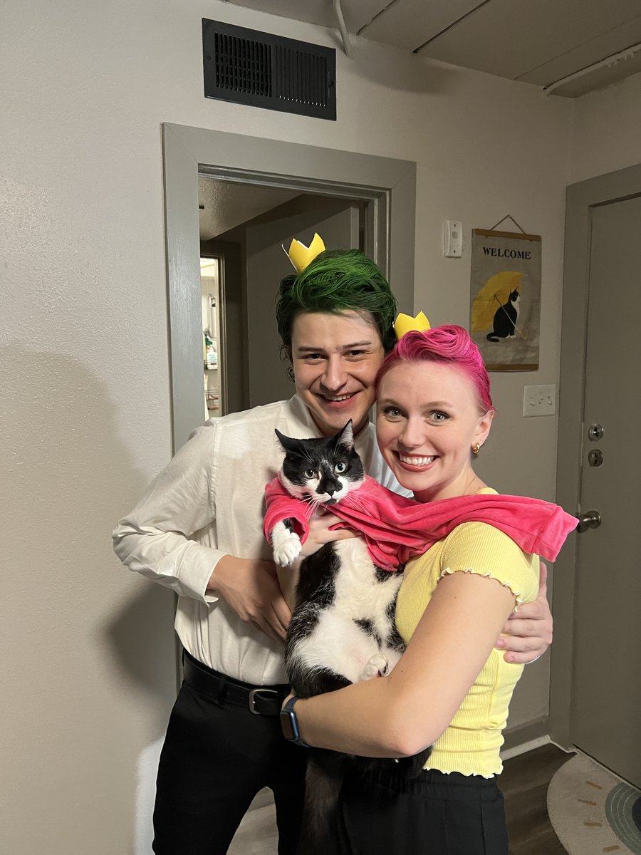 Happy National Hug a #Cat Day from our team and their feline friends! 😻