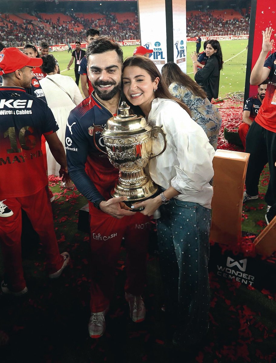 tears in my eyes, look at them🥹🤍