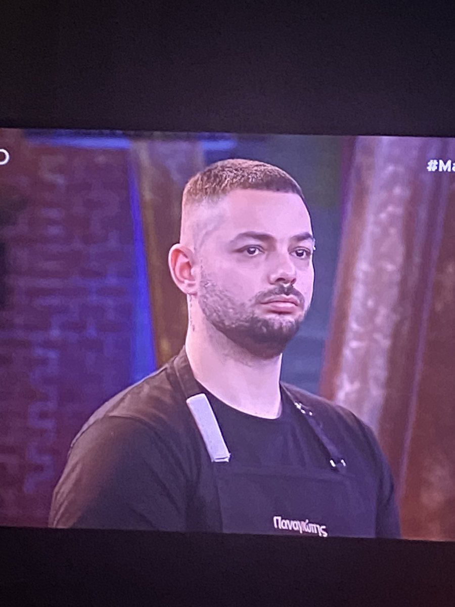 #CancelMasterChefGR 
Mπραβο σας ρε κριτές ξεφτίλες , 9αρι στην ξινή και 8αρι στην σκατένια και διώχνετε αυτό το παλικάρι που είναι μάγειρας κλάσεις ανώτερος .., ντροπή ρεεεεεε 😡💩🤢😱