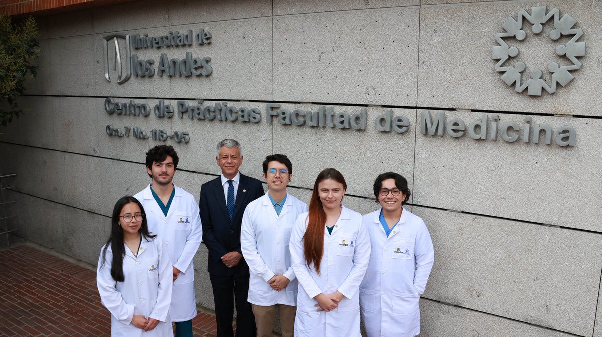 🔬 Laboratorio de Ciencias Básicas Médicas Uniandes 2025 (CBMU) <a href="/Uniandes/">Uniandes</a> <a href="/MediUniandes/">Facultad de Medicina - Universidad de los Andes</a>
La investigación básica en pregrado: una alternativa clave en la formación médica.