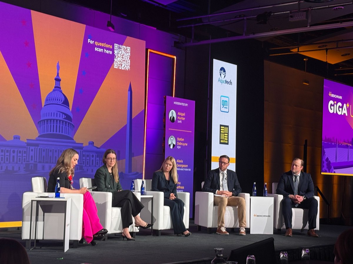 zeta_2030's tweet image. Earlier today, ZETA’s Albert Gore and Rebecca Konolige spoke at @benchmarkmin's Giga USA in Washington, DC.
Albert joined a panel with ZETA Members⚡️ @PanasonicNA and @RedwoodMat to discuss building out the domestic supply chain. Meanwhile, Rebecca's panel covered the permitting…