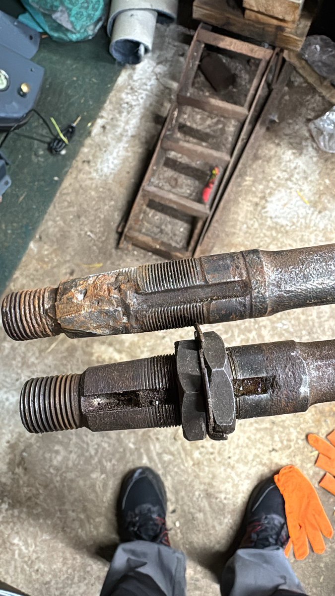#fergusontefrestoration #SkyeFergie
Lovely second hand steering shaft, to replace the original