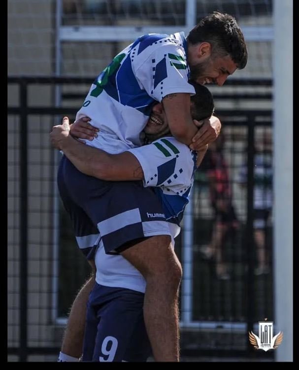 GimnasiaLat's tweet photo. Si tres años después, te vuelvo a encontrar en algún lugar
No te olvides que soy distinto que aquel pero casi igual

🫂💙 https://t.co/uwTXyDHGMJ