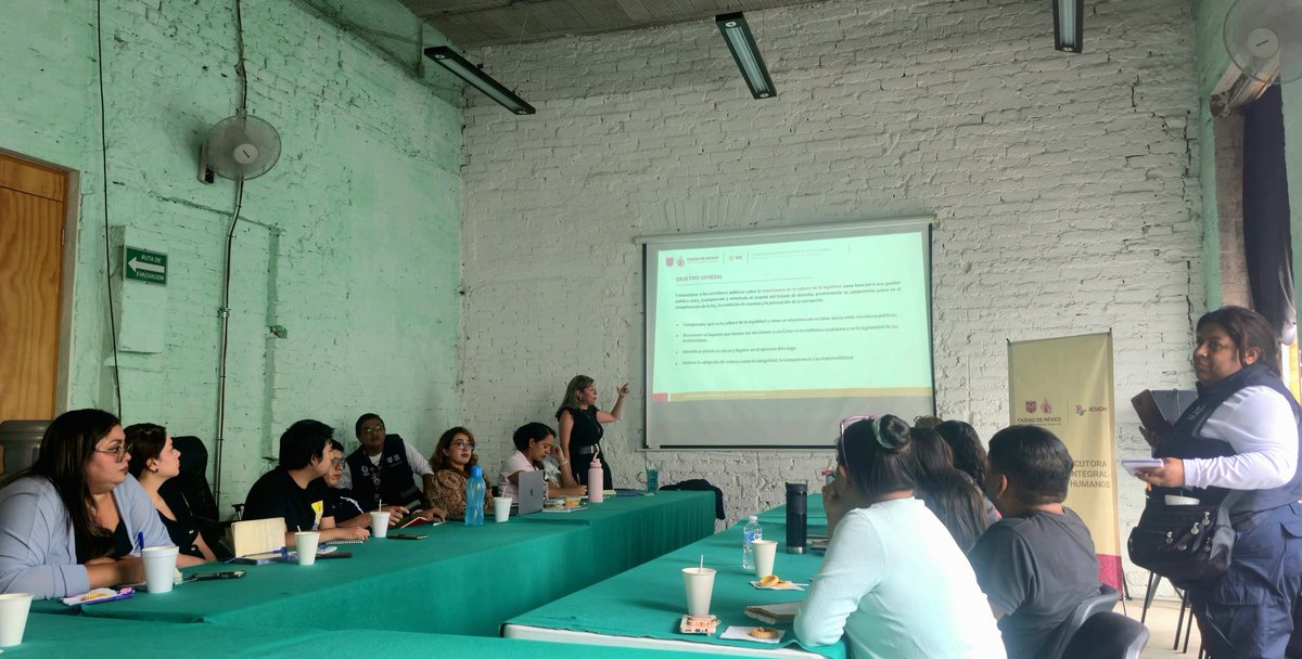 Sistema Integral de Derechos Humanos (@pdhcdmx) on Twitter photo Hoy recibimos capacitación por parte de <a href="/UCS_GCDMX/">Unidad de Contacto del Secretario SSC CDMX</a> en materia de cultura de la legalidad y cultura cívica
Agradecemos a la <a href="/SSC_CDMX/">SSC CDMX</a> este fortalecimiento de capacidades que nos permiten profundizar la orientación a la ciudadanía en las actividades implementadas por la #IESIDH Hoy recibimos capacitación por parte de <a href="/UCS_GCDMX/">Unidad de Contacto del Secretario SSC CDMX</a> en materia de cultura de la legalidad y cultura cívica
Agradecemos a la <a href="/SSC_CDMX/">SSC CDMX</a> este fortalecimiento de capacidades que nos permiten profundizar la orientación a la ciudadanía en las actividades implementadas por la #IESIDH
