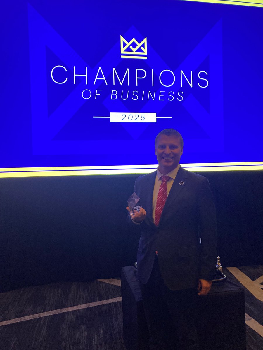 KCNSC (@kcnsc) on Twitter photo Last night, KCNSC President Eric Wollerman accepted the <a href="/KCBizJournal/">Kansas City Business Journal</a> Champions of Business award. This is the second time KCNSC has won this award, showcasing our commitment to national security, excellent business practices and the community.
ow.ly/8AeO50W3yIc Last night, KCNSC President Eric Wollerman accepted the <a href="/KCBizJournal/">Kansas City Business Journal</a> Champions of Business award. This is the second time KCNSC has won this award, showcasing our commitment to national security, excellent business practices and the community.
ow.ly/8AeO50W3yIc