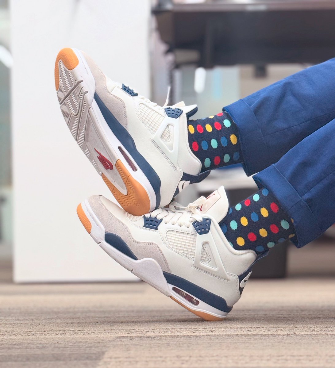 Nice day to break these out for work. Only time I wear my shoes anyway lol. Shoes: Nike SB x Air Jordan 4 “Navy”

#Sneakers #Kicks #Jordan #SNKRS #WDYWT #WOMFT #KOTD #WearYourKicks #SNKRSLiveHeatingUp #Sneakerhead #YourSneakersAreDope #Nike #Jumpman <a href="/nikestore/">Nike.com</a> #AirJordan #NikeSB