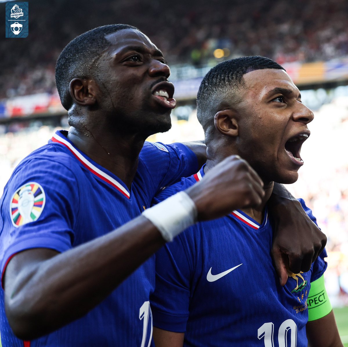Footballogue's tweet photo. Le COUP DE GUEULE très intéressant de Jerome Rothen sur « le duel » pour le BO entre Kylian Mbappe et Ousmane Dembele 🤔🤔

« Moi ça m’énerve ce genre de phrase politique, on sait très bien pourquoi Koné et Cherki tiennent ce discours. Ils sont jeunes, ils ne veulent pas se mettre le capitaine à dos, et que c’est facile de citer Mbappé parmi les Ballon d’Orw

On sait aussi que Cherki est proche des Mbappé, donc c’est facile de mettre encore en lumière Mbappé qui ne mérite pas d’être dans la discussion pour le Ballon d’Or. 

Aujourd’hui, il n’est pas dans la même cour que Lamine Yamal ou Ousmane Dembélé. »

(RMC SPORT)