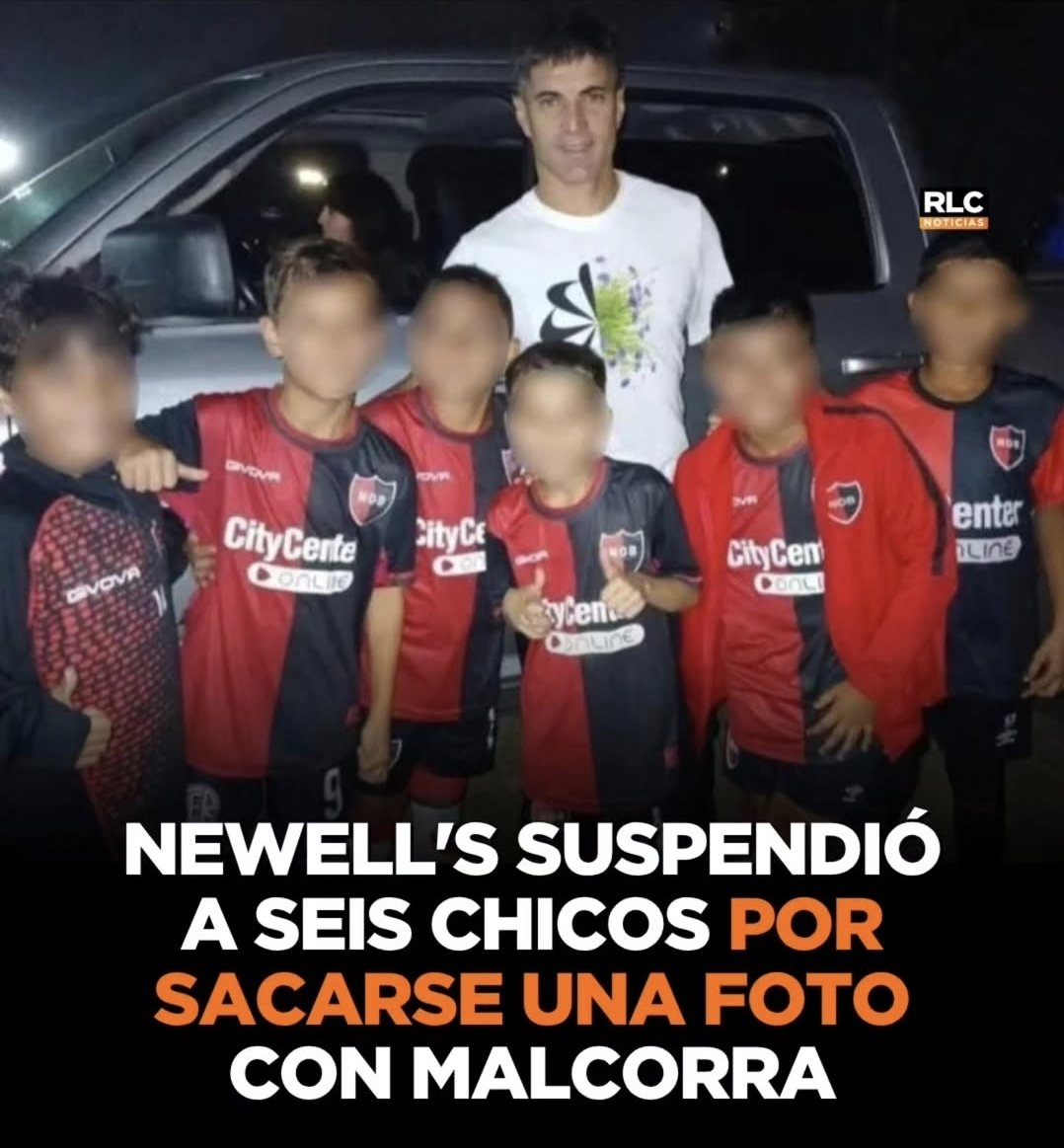 Rosariociudadok's tweet photo. Rivales pero no enemigos y coso, y saraza...
Los clubes de fútbol no ayudan nada https://t.co/egTWvFaEId