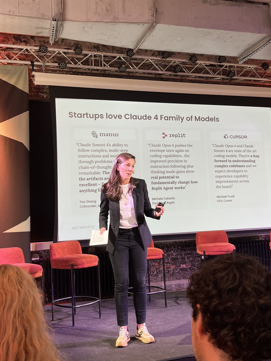 TracyMassaro_'s tweet image. Wow! My knowledge of AI just increased by 100x. Thank you @AnthropicAI and @jozhukennedy for hosting an incredible event and your partnership with @Techweek_ and @a16z . #nytechweek
This panel was next level . @chrisgorgo @MerrillLutsky @jeffbarg @mikezvi @PimDeWitte