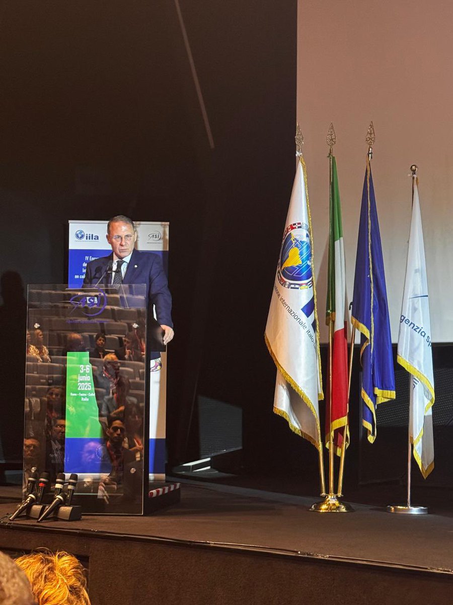 IV Encuentro de las
Agencias Espaciales de los Países miembros de la
Organización Internacional Ítalo-Latino Americana - IILA en colaboración con la Agencia Espacial Italiana - ASI, con el lema "Cooperar para implementar acciones concretas y hacer frente a los retos comunes."
