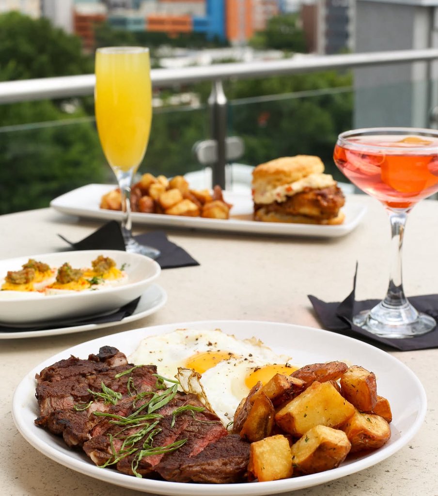 Skip the kitchen and treat Dad to a standout brunch on Sunday, June 15, from 11 AM to 3 PM. Enjoy an elevated à la carte menu featuring Eggs Benedict, Steak &amp; Eggs, Salmon Toast, and more—all with that signature Willard flair. 🍳🥓

📷 Photo courtesy of @thewillardraleigh