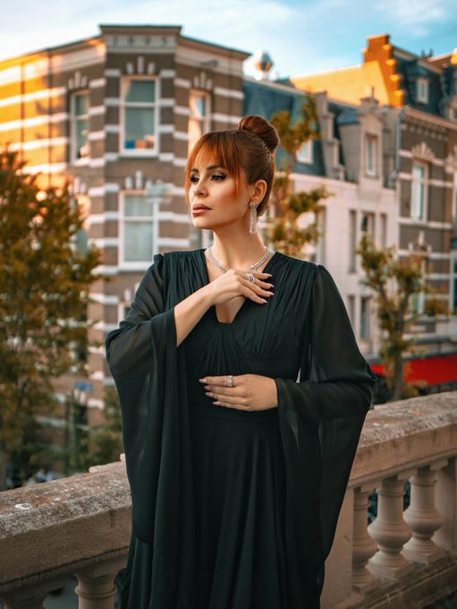 رمز الحزن والقوة في آن.. #كارول_سماحة تختار الأسود في مواجهة محنتها