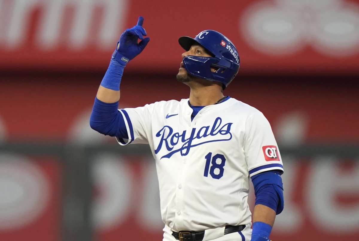 i'll never let them forget about you, Royals Yuli Gurriel 💙