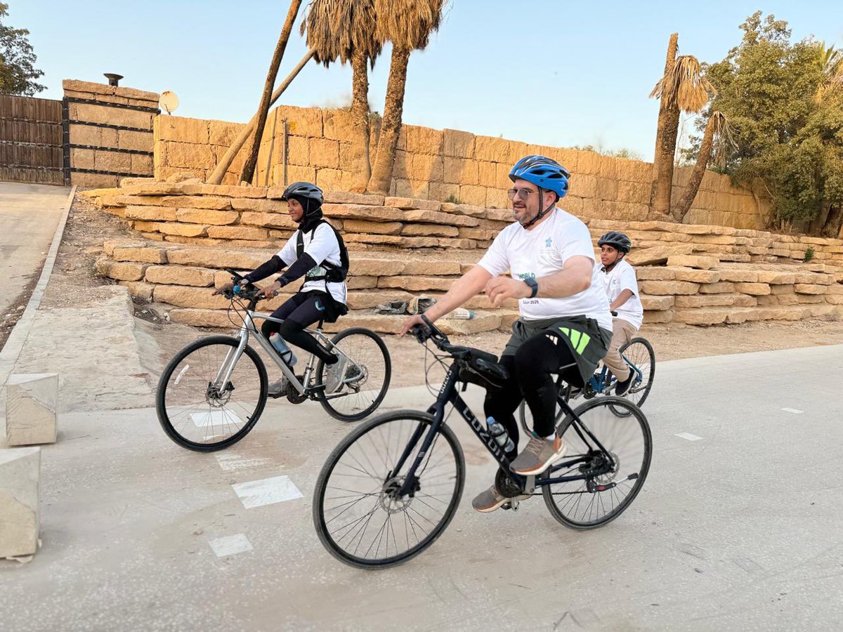 NAlwaqdani's tweet photo. Within the framework of the Kingdom's Vision 2030, we find the Quality of Life Program, which aims to improve lifestyles and families, build a society where individuals enjoy a balanced lifestyle, improve quality of life, and provide citizens with options for a comfortable life, making the Kingdom the best destination in the world. To support this quality of life, which is fundamentally linked to health and sports, I thank His Excellency Dr. Saleh Al-Tamimi, Executive Director of the First Riyadh Cluster, and my colleagues, both male and female, for all the efforts made to make the event a success.
