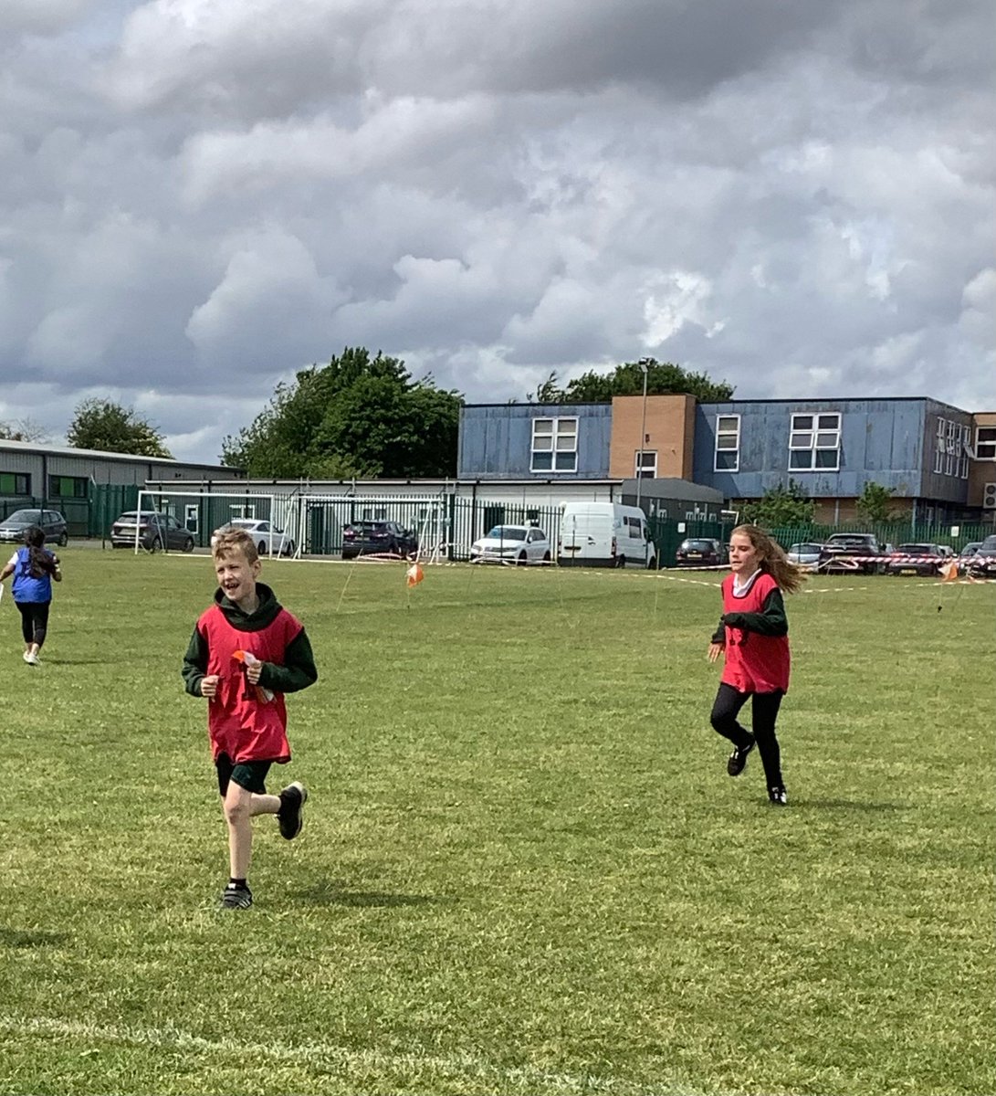 StPatricks_PE's tweet image. Well done to our Year 4 and Year 5 Orienteering Teams who enjoyed an afternoon at Batley Sports Centre using their map reading skills to find different stations across a large area. Some brilliant teamwork on display! @SGNKssp @BPS_Trust