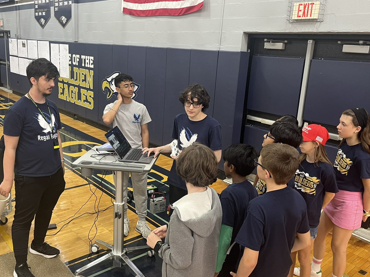 Allison Robb tweet media