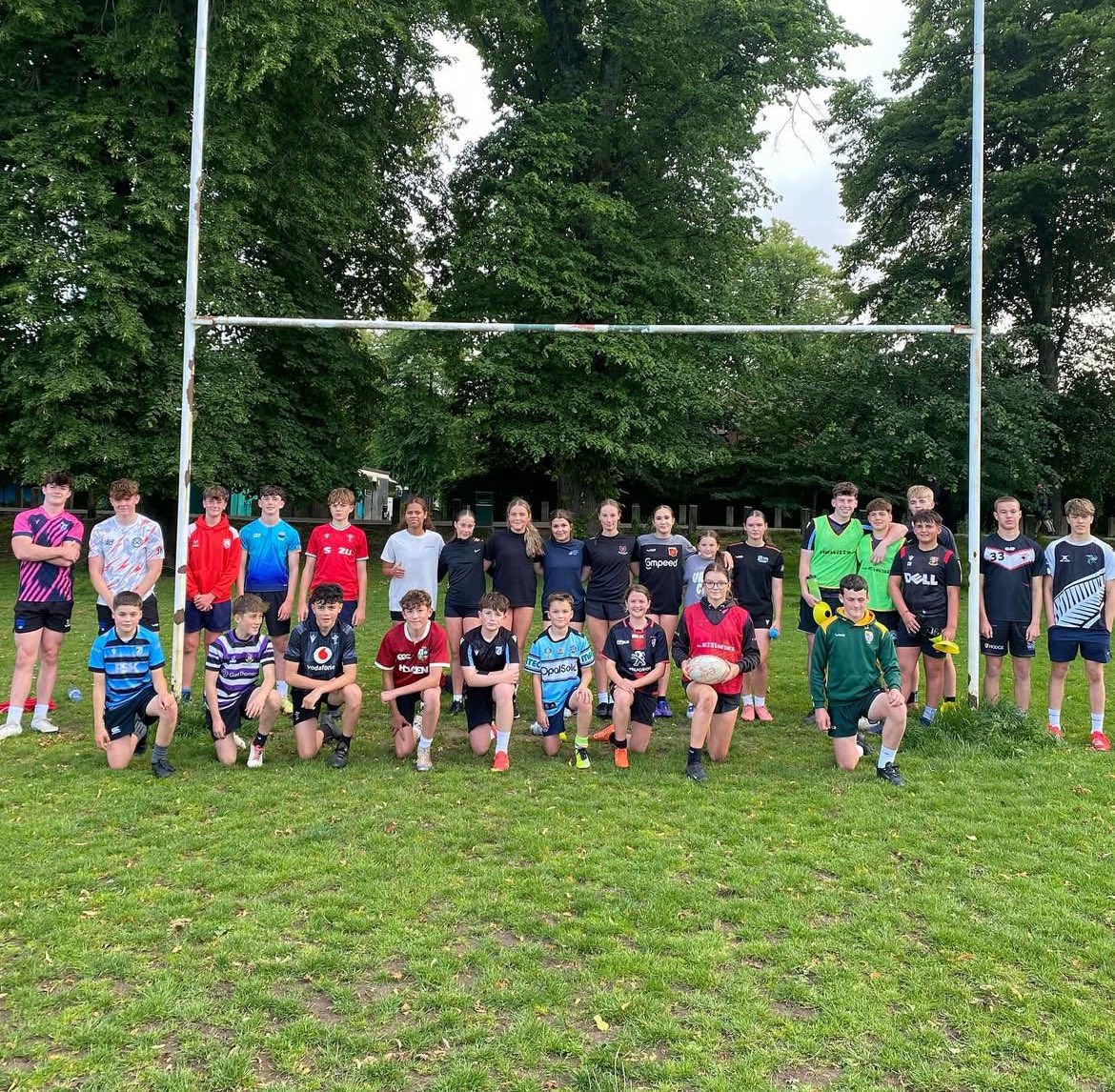 CHS PE Department ๐ดโซ๏ธ (@peatcardiffhigh) on Twitter photo Great to see so many Cardiff high pupils involved in the <a href="/kiwidragons1992/">Kiwi Dragons Touch</a> junior session this evening !!
Next session is the 17th of June at Pontcanna fields 6:30-7:45. Follow on instagram and join the WhatsApp link !!๐ดโซ๏ธ Great to see so many Cardiff high pupils involved in the <a href="/kiwidragons1992/">Kiwi Dragons Touch</a> junior session this evening !!
Next session is the 17th of June at Pontcanna fields 6:30-7:45. Follow on instagram and join the WhatsApp link !!๐ดโซ๏ธ