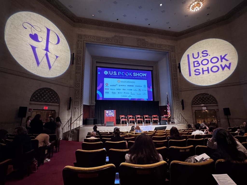 We are at the #USBookShow today in New York! Now in its fifth year, this conference brings the publishing world together for a day of insightful conversations, expert panels, and invaluable networking.