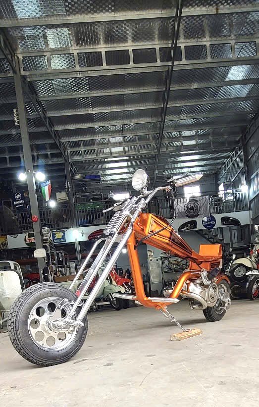 SSCvietnam's tweet photo. Back from our current Central Vietnam tour this weekend and time to get the Lambretta chop back on the road again โฆ (Edit - When I get the metal flake seat done!) #Chopper #Lambretta #FinalBuild #OldSkool #Scootering https://t.co/gEHD047ds1
