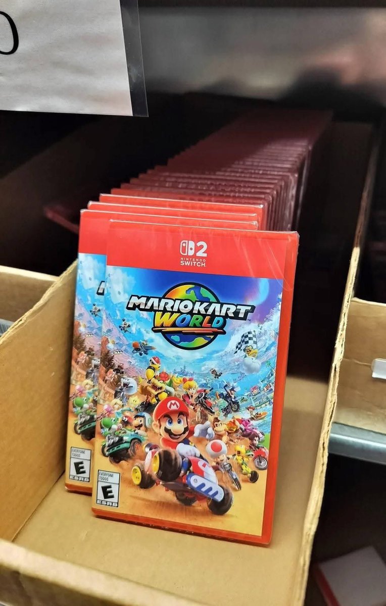 AlexPs5indirect's tweet photo. Nintendo Switch 2 System ($449)-

🎮 Nintendo Switch 2 + Mario Kart World Bundle ($499) -

Like tweet &amp; message me to place   order ‼️ #gamestop #amazon #Bestbuy  #Walmart https://t.co/prDxKYt43K