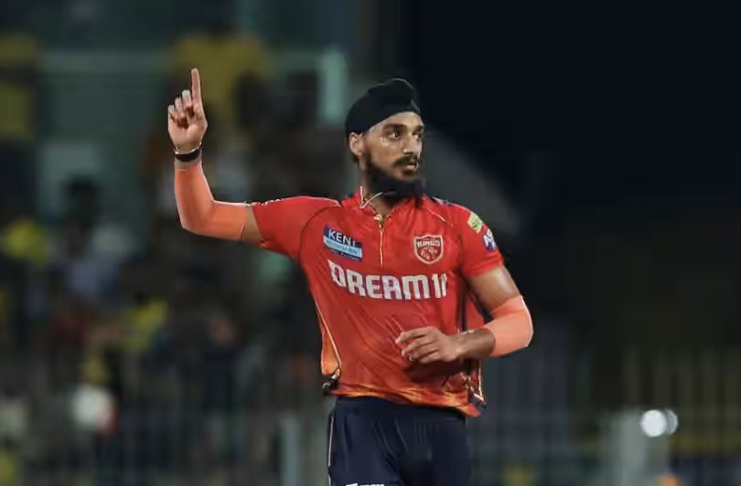 CricketarenaN's tweet photo. Kyle Jamieson and Arshdeep Singh led the charge for PBKS with three wickets apiece! 💥🔥
A brilliant bowling effort when it mattered most! ❤️💪

#PBKS #Jamieson #ArshdeepSingh #IPL2025 #IPLFinal https://t.co/VYvxRfMwyq