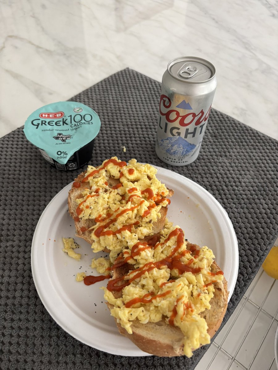 TommyGPete's tweet image. No you can’t have a beer with breakfast, the left chants #ColdOne