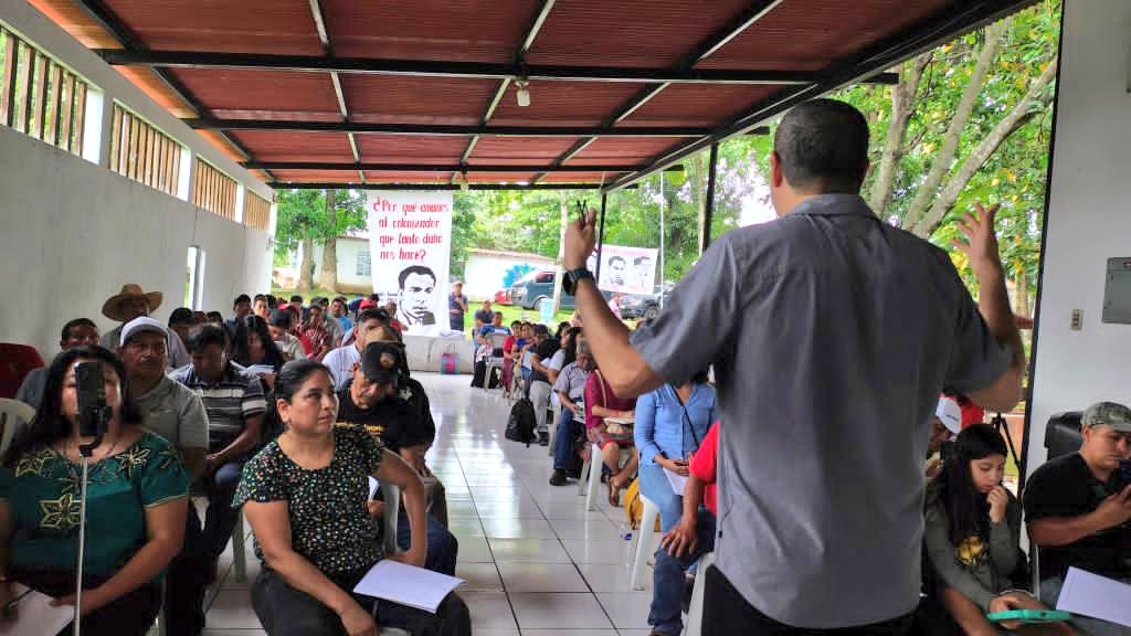✊🏽🌋 ¡Seguimos caminando, aprendiendo y luchando!

En el marco del centenario de Frantz Fanon, en CODECA iniciamos el proceso de formación política "Ética descolonial desde el pensamiento de Frantz Fanon y desafíos de la despatriarcalización" con Nelson Maldonado y Karina Ochoa.