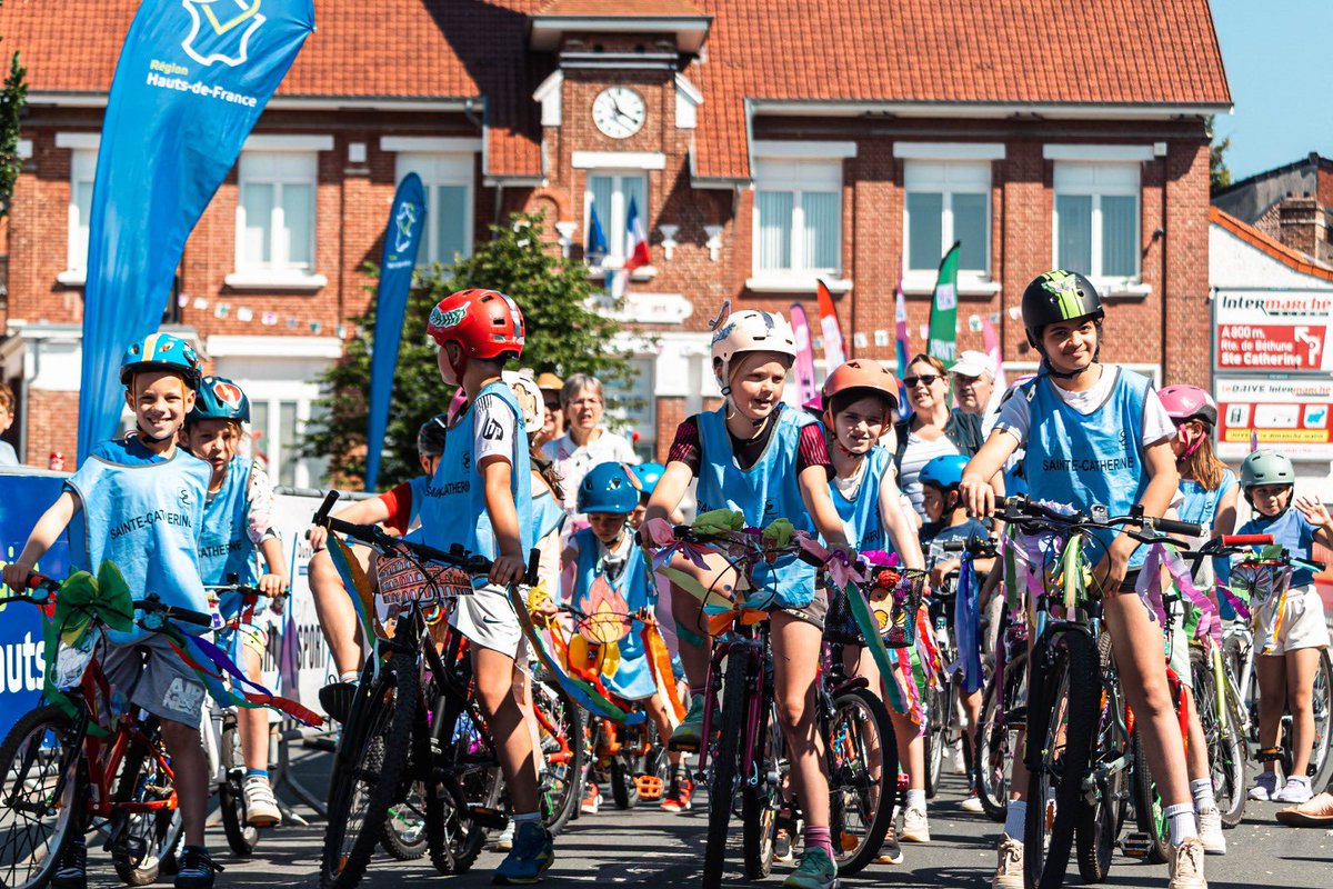 Aujourd’hui, on célèbre la Journée mondiale du vélo ! L’occasion parfaite pour (re)découvrir les joies de la petite reine. Vous pédalez aujourd’hui ? 

#ClassiqueDunkerque | #4JDD
