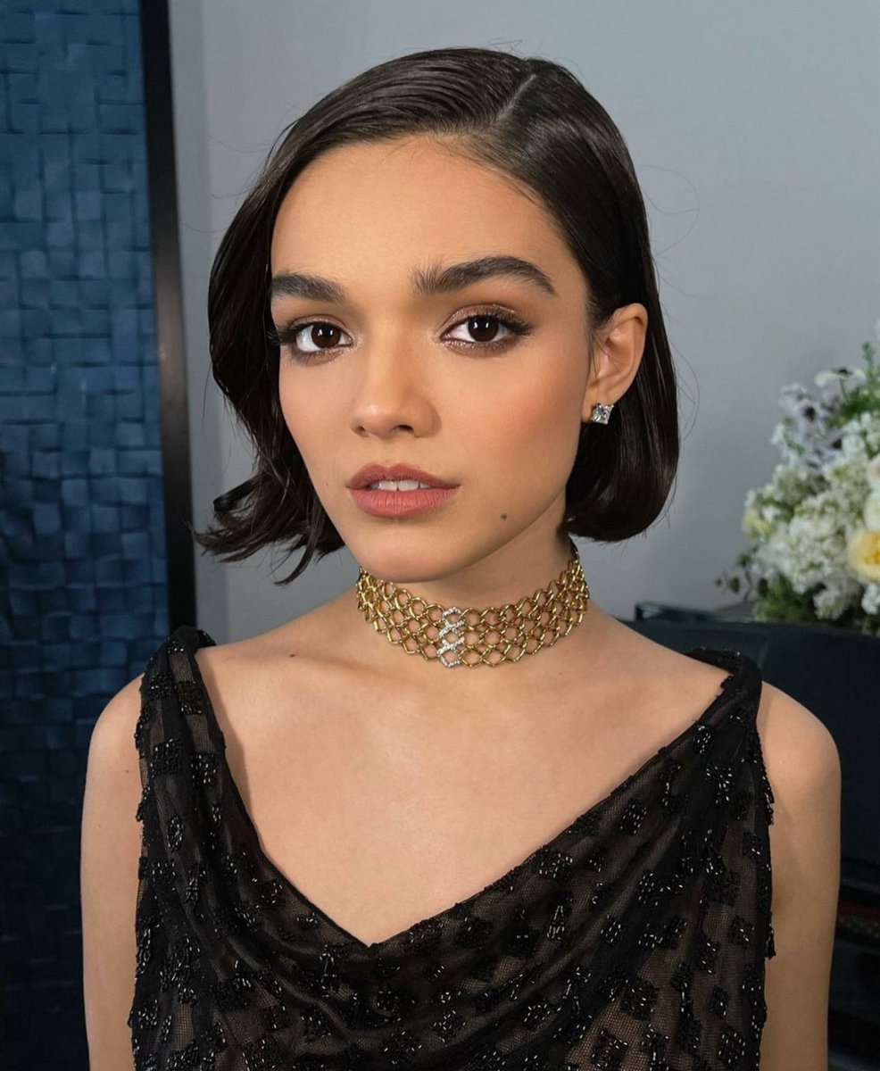 I DARE YOU to name a more beloved celebrity than Rachel Zeglar‼️