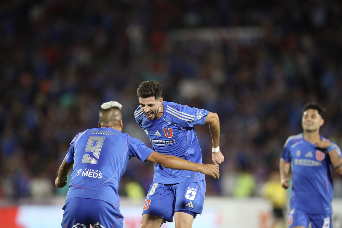 🎟️ ¡ATENCIÓN AZULES! 🤘

¡Nos ponemos la 10 y te llevamos junto a un acompañante al partido de vuelta por 🏆  Copa Chile!

¿Quieres estar ahí alentando con el alma? 
🔹 Sigue a <a href="/jugabet_cl/">JugaBet Chile</a> y <a href="/udechile/">Universidad de Chile</a> 
🔹 Dale like y RT a este post
🔹 Comenta en este post tu canción favorita de