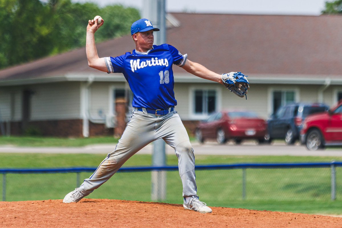 We also debuted our new exhibition tops on Sunday. <a href="/rambow79/">Rambow</a> comes through again. Thanks Kircher Photography for the photos. 🔥 <a href="/MNtownballUnis/">Townball Uni Tracker</a>