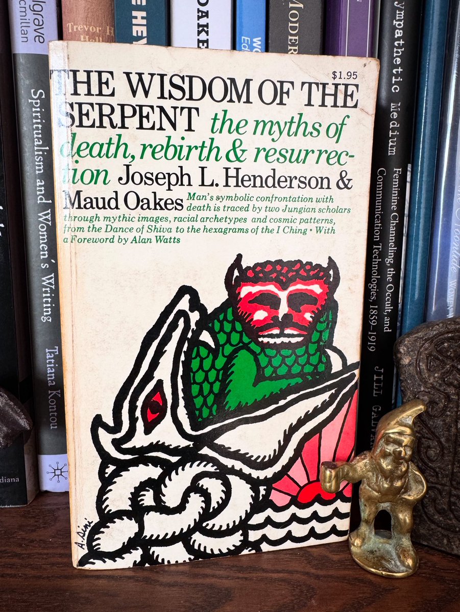 BurialsBeyond's tweet image. Today was a rather excellent post day in the Burials household. You can’t always judge a book by its cover, but in this case you absolutely can.
What’re you reading right now? (Fine, it doesn’t have to be my book…) 📕