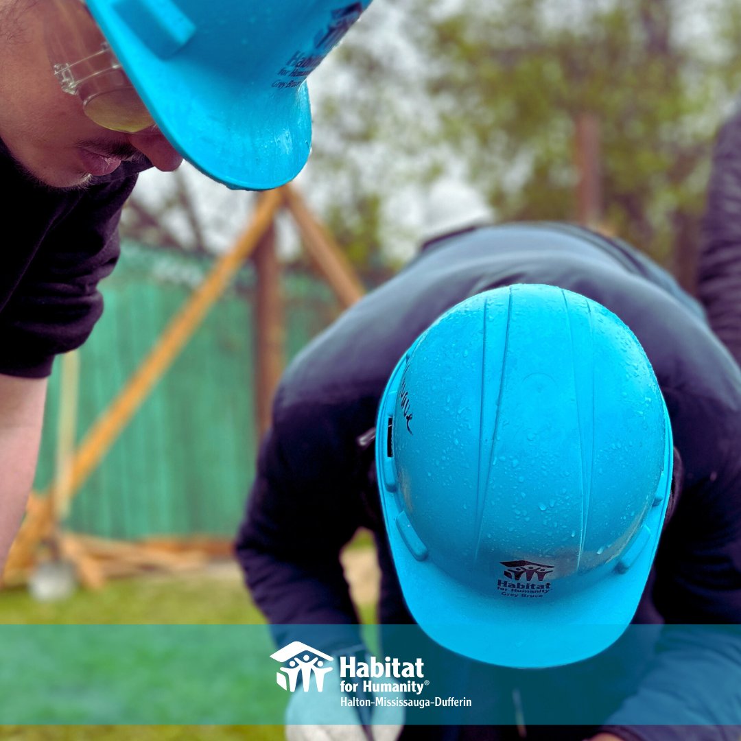 HabitatHMD's tweet image. Youth Skilled Trades in Action!
Despite the rain and heavy lifting, the students from Brampton Centennial Secondary School brought the energy, heart, and skill to Habitat Grey Bruce—making a real impact on the Saugeen First Nation build site.
#YouthSkilledTrades #HabitatHMD