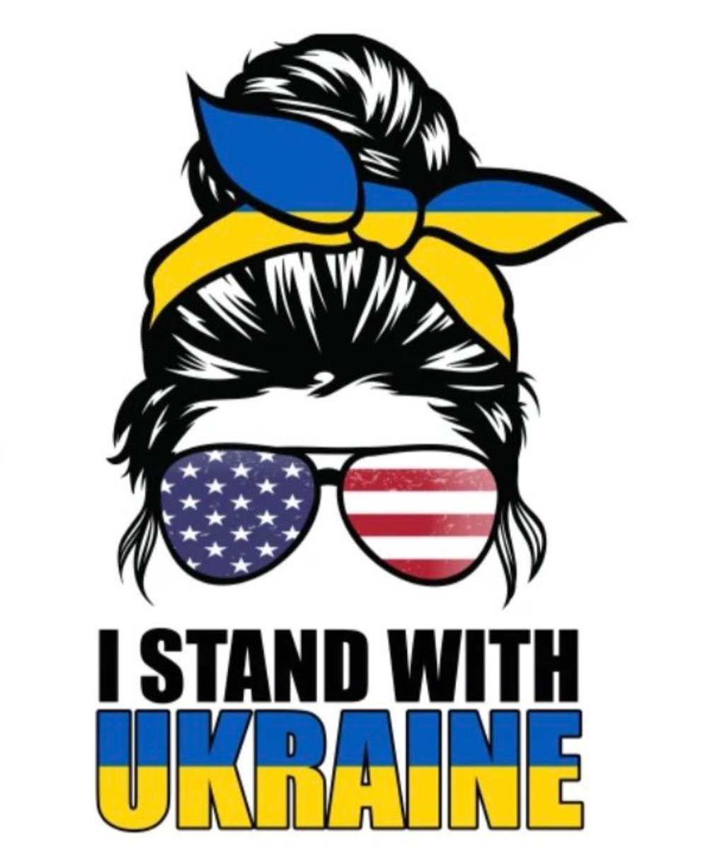 raekei04's tweet photo. @EuromaidanPR Americans are with you!! https://t.co/QoqnaVK3Hu