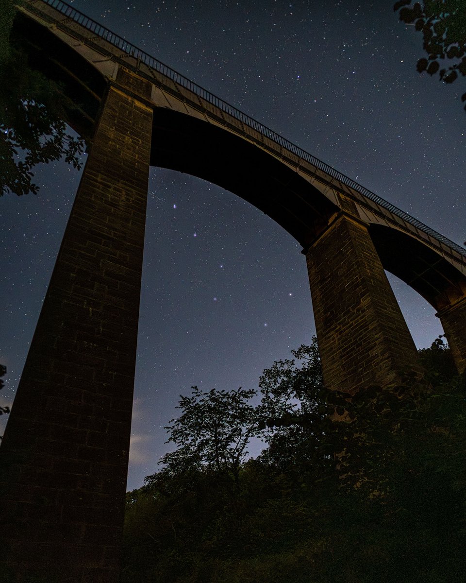 Big Dipper? Plough? Ursa Major? What do YOU call it? 👇 Either way, I caught this beauty perfectly framed by the Pontcysyllte Aqueduct! My Milky Way shot got light polluted, but this "Plan B" made my night. ✨ #Astrophotography #UrsaMajor #PontcysyllteAqueduct #NightSky