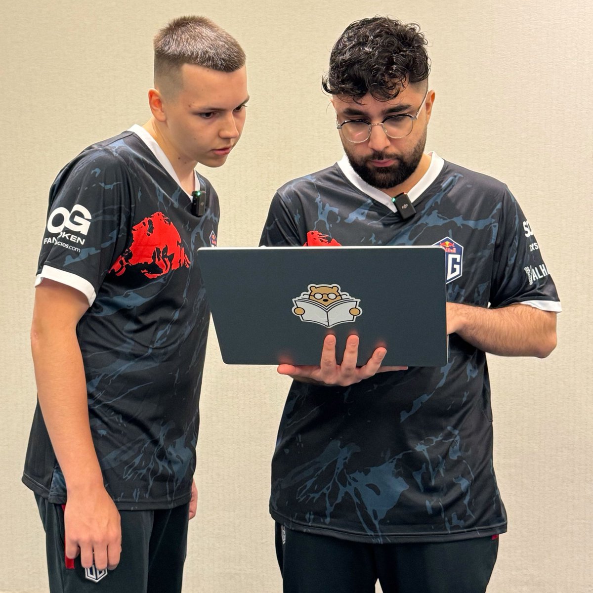 Kiedy pokazujesz koledze swoje staty na Anciencie

#BLASTtvMAJOR