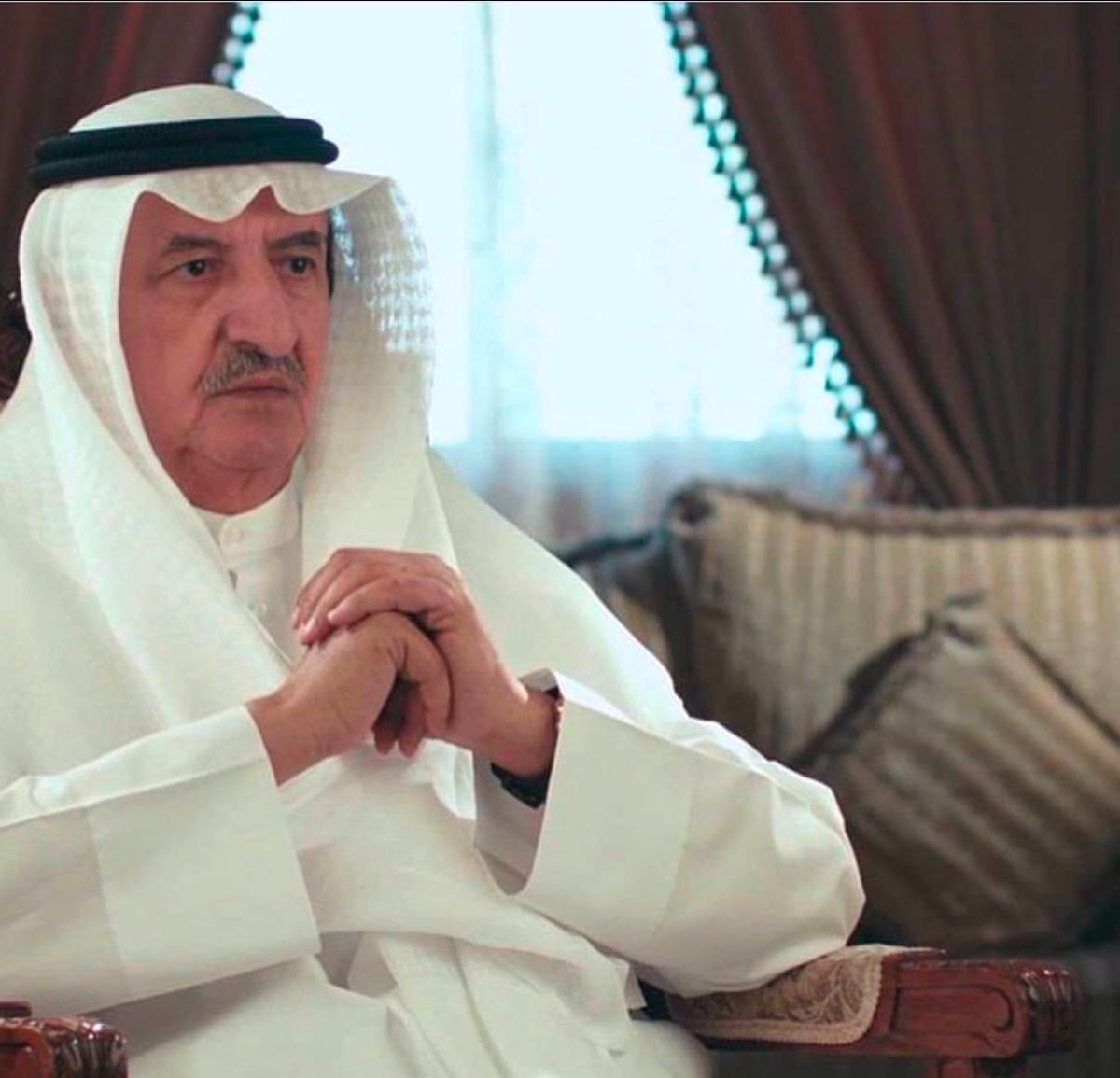MMalfaji's tweet photo. بمزيد من الحزن والأسى
أعزي نفسي والشعب الكويتي وكل محب

بوفاة أخي الكبير محمد حمود زامل الفجي

أخي الذي تعلمت منه الكثير
وكان كل منا خير عون لأخيه 
في كثير من أحداث الحياة

 فقيد الكويت
الذي خدم وطنه وأبناء وطنه دون كلل أو ملل

لن تفي الكلمات مهما تكلمت

إنا لله وإنا إليه راجعون https://t.co/gdRyXjIMwM