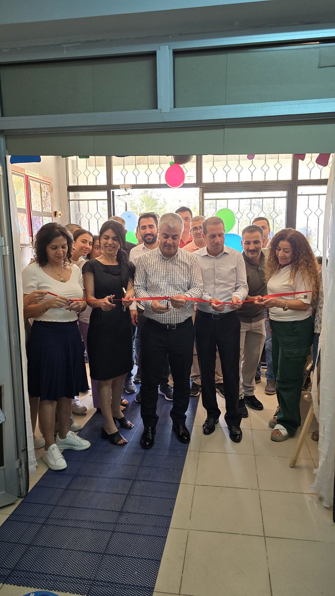 mebcinarmem's tweet photo. İlçe Milli Eğitim Müdürümüz Özcan EREN ve Şb. Müd. Abdurrahman ATEŞMEN’in katılımıyla Ortaşar Ortaokulu’nda,sanat tasarım sergisi ile Bakanlığımız tarafından kurulan Bilişim Teknolojileri Sınıfının açılışı gerçekleştirildi. 
@Z_Erdogan53 
@Murat4Kucukali 
@dbakirvalilik 
@tcmeb https://t.co/ui4vzuLW13