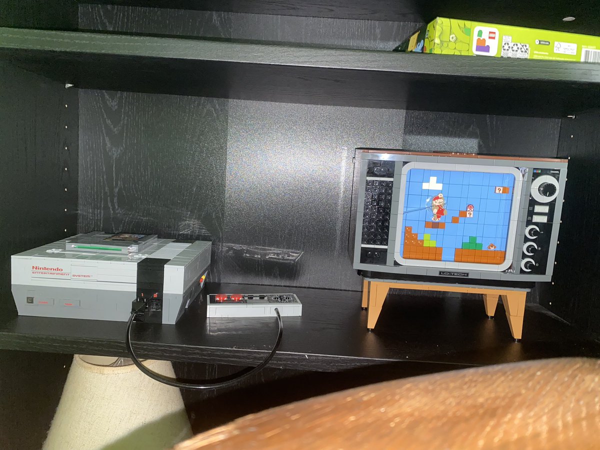 Newjerseydevel's tweet image. I wanted to show off my new Lego set! I got this half off the regular asking price a few days ago! It was such a fun build!

And you can see my next set in the upper left corner, the Happy Plant set!! #Lego